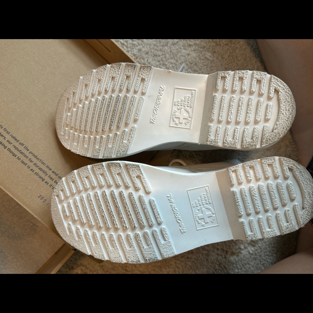 Balenciaga stretch-knit high-top sneakers - Picture 7 of 7